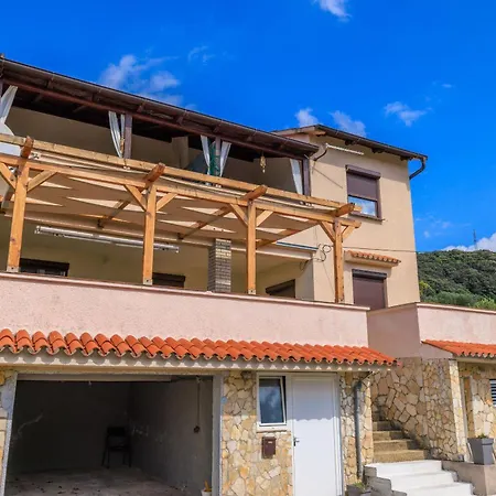 Vesna * Supetarska Draga