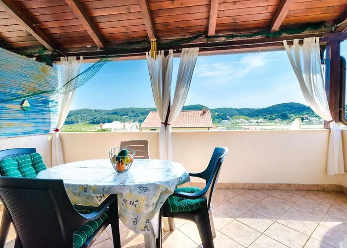 Vesna Apartment Supetarska Draga