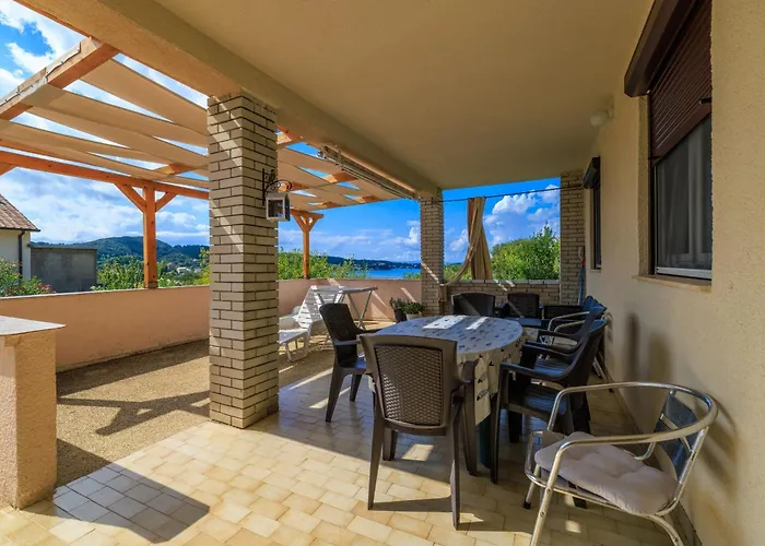 Vesna Supetarska Draga