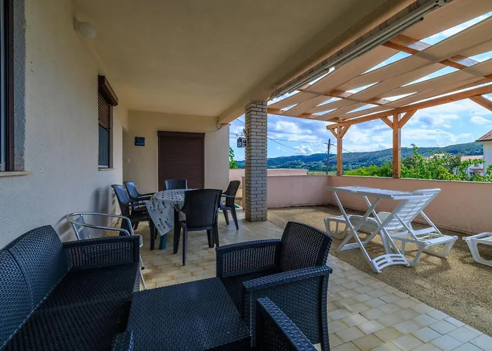 Apartment Vesna *